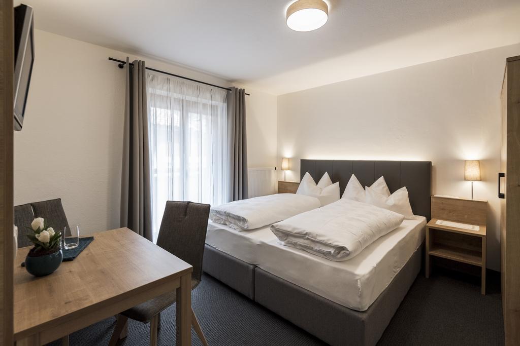 Garni Gruenau Hotel San Martino di Castrozza Eksteriør billede