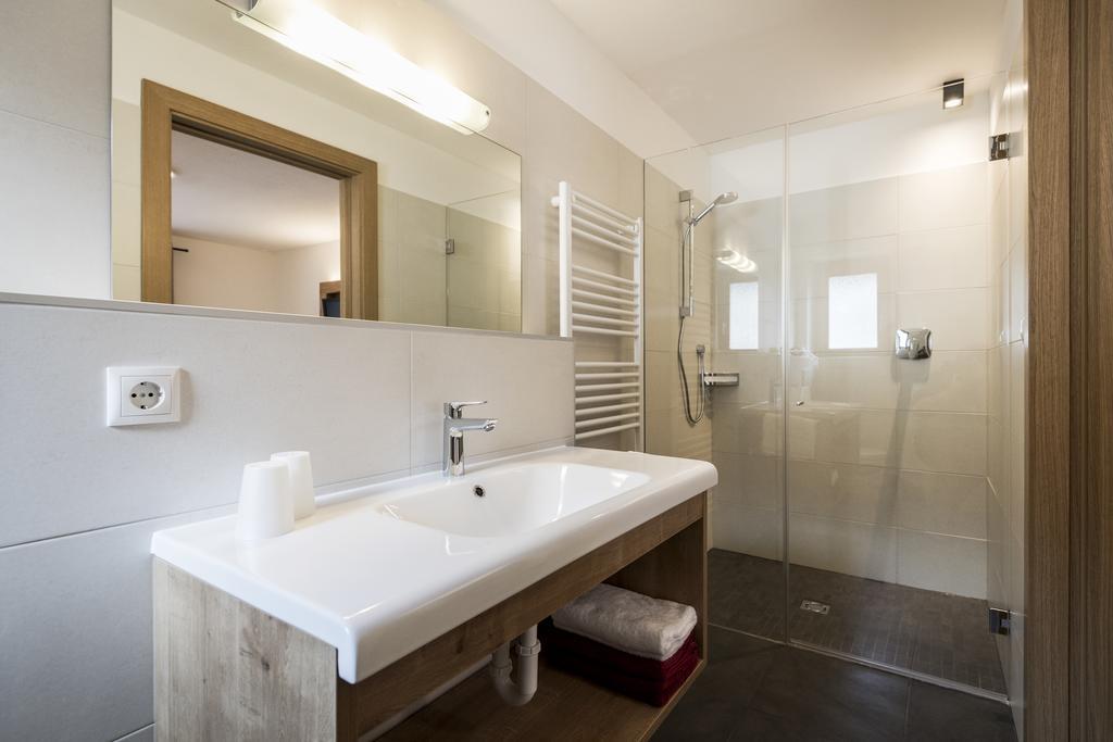 Garni Gruenau Hotel San Martino di Castrozza Eksteriør billede